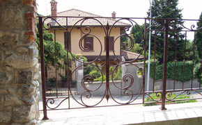 Parapetto ringhiera in ferro battuto